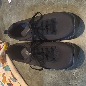 Womens Crocs Sneakers 9